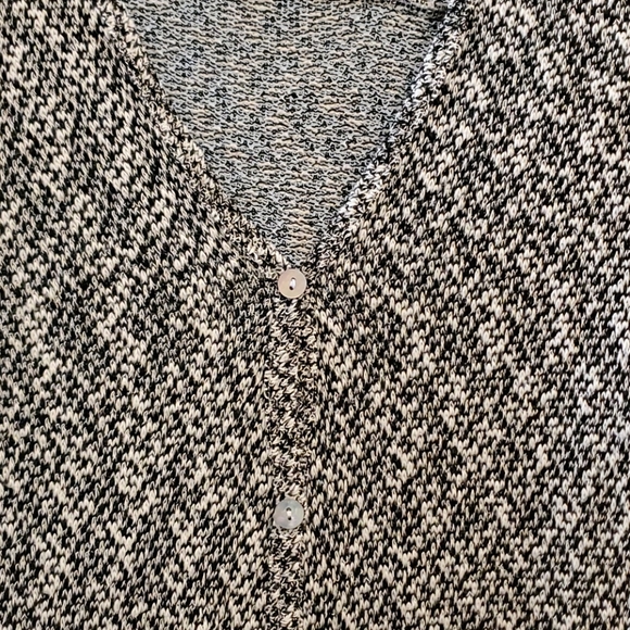 Sweater - Picture 2 of 4